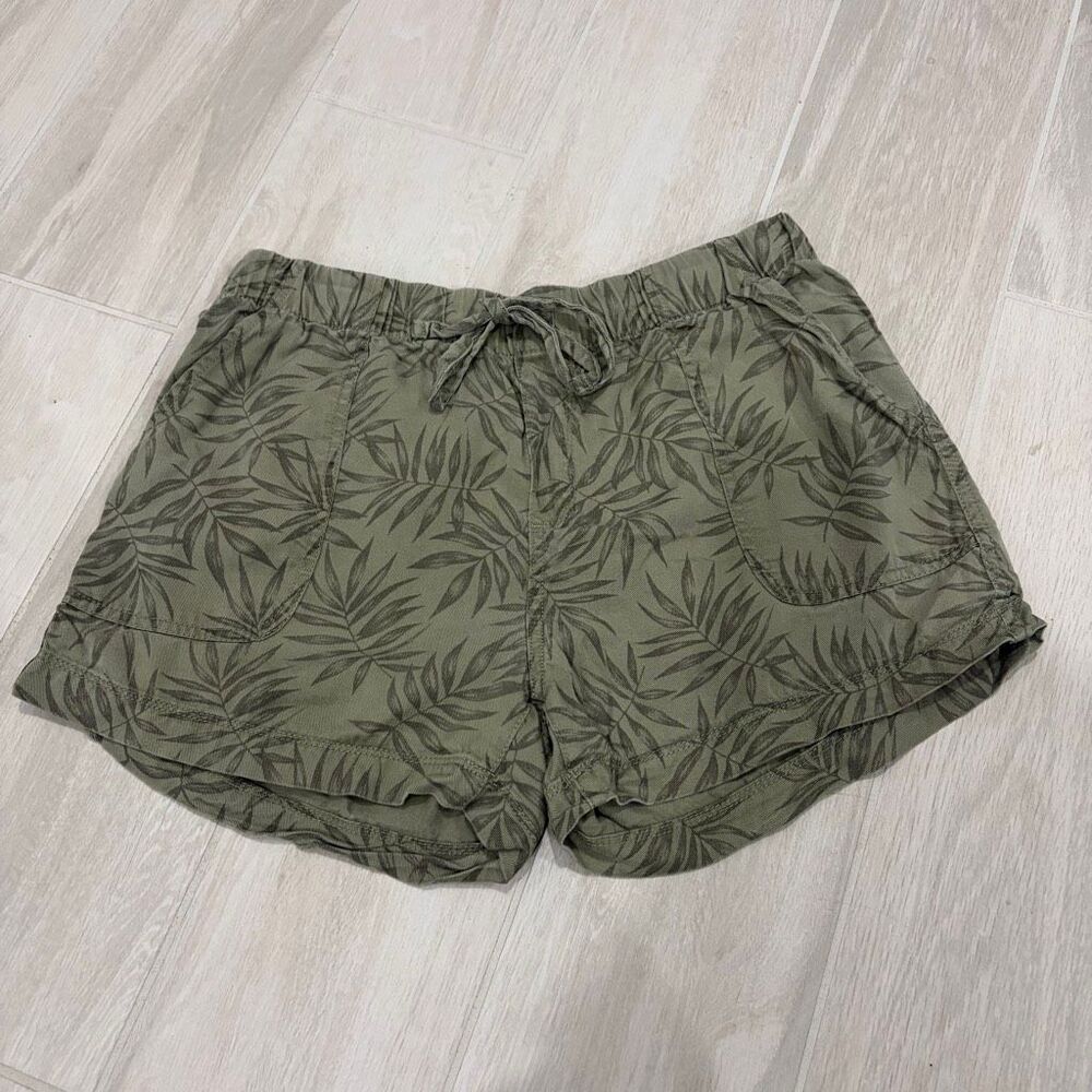 GAP Olive Green Palm Leaf Drawstring Pull-On Shorts - Size Small